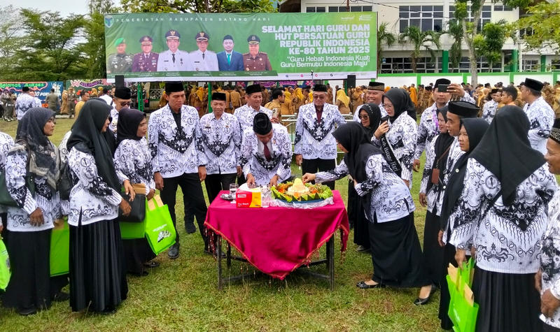 Foto Upacara PGRI