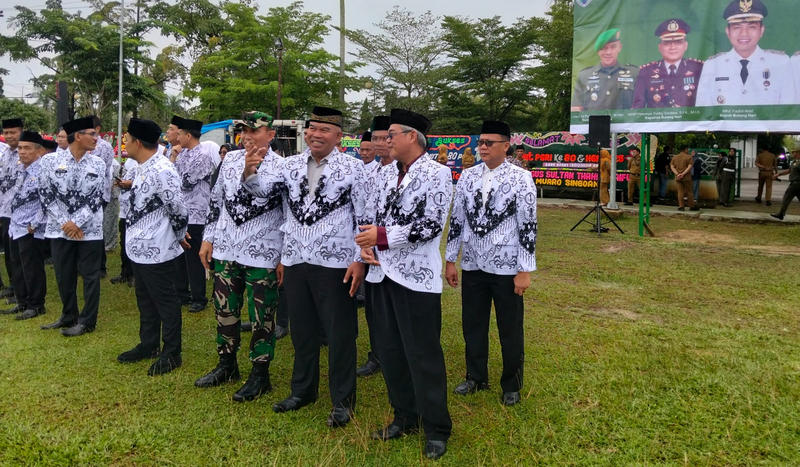 Foto Pengibaran Bendera